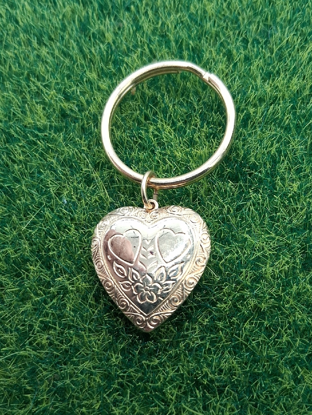 Heart Pendant Intricately Carved  P409